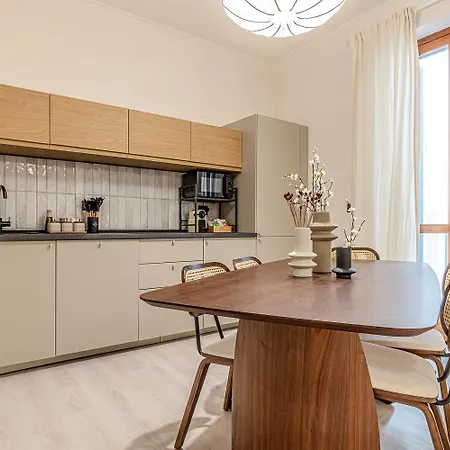 Wabi Sabi Apartment, Posto Auto Privato, דירה