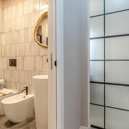 דירה Wabi Sabi Apartment, Posto Auto Privato, *