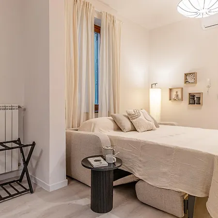 Wabi Sabi Apartment, Posto Auto Privato, * ליבורנו