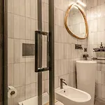 Wabi Sabi Apartment, Posto Auto Privato, *